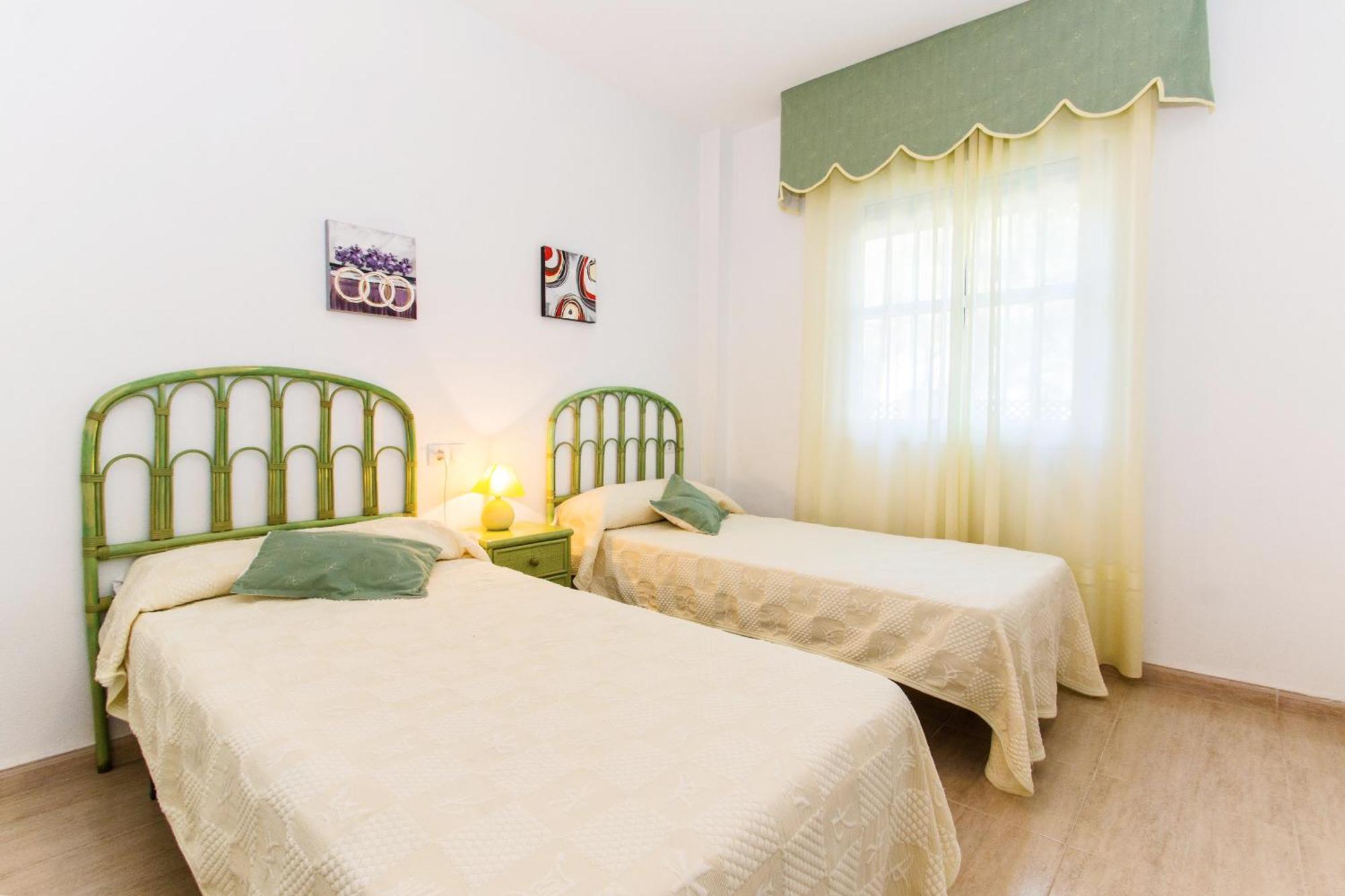 Apartamentos Rotonda 科尼尔-德拉弗龙特拉 客房 照片