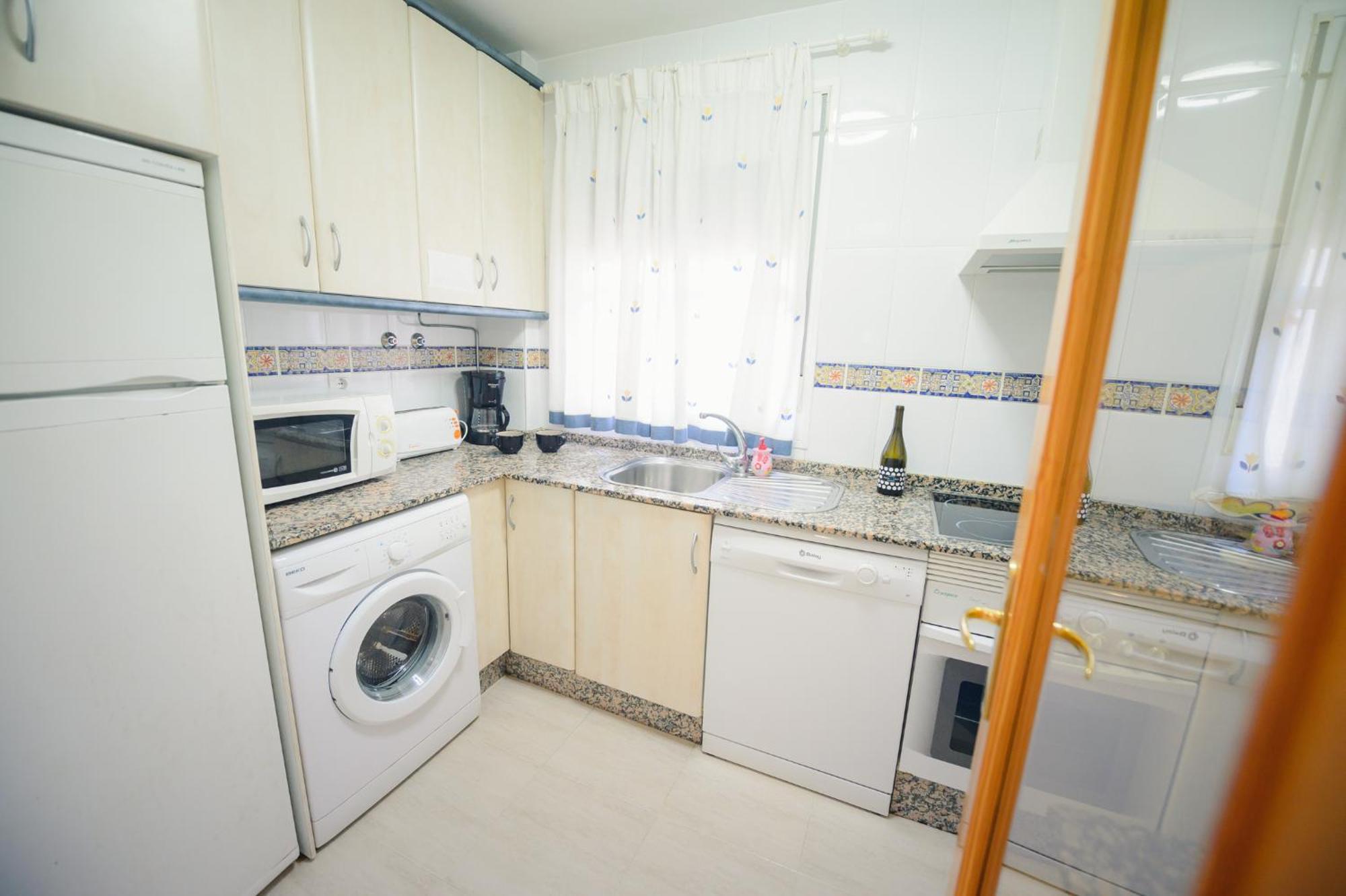 Apartamentos Rotonda 科尼尔-德拉弗龙特拉 客房 照片
